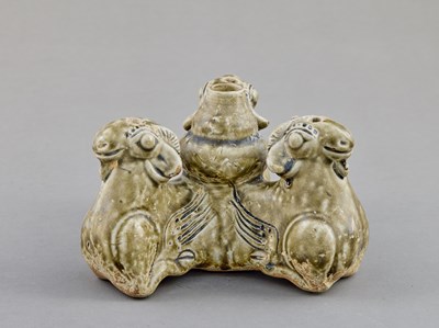 Lot 310 - OILLAMP IN SHAPE OF THREE RAMS INDIA 16TH CENTURY