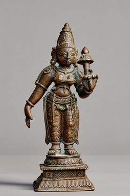 Lot 172 - STANDING BRONZE BHUDEVI INDIA 17TH CENTURY