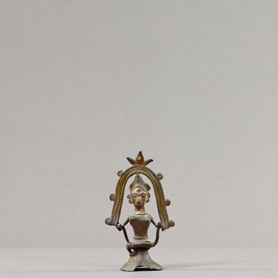 Lot 111 - SMALL INDIA BRONZE 19TH CENTURY