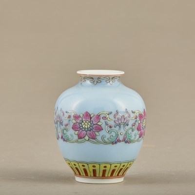 Lot 60 - QIANLONG MARK AND PERIOD (1736–1795) YANGCAI MINIATURE VASE