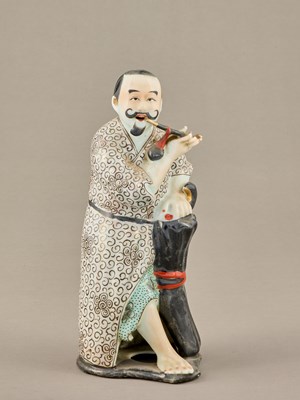 Lot 133 - FAMILLE ROSE PORCELAIN FIGURE OF A FISHERMAN, REPUBLIC PERIOD