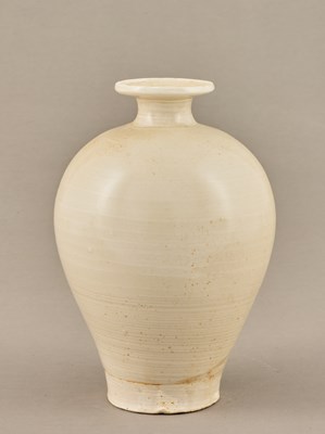 Lot 166 - WHITE-GLAZED MEIPING VASE, SONG DYNASTY