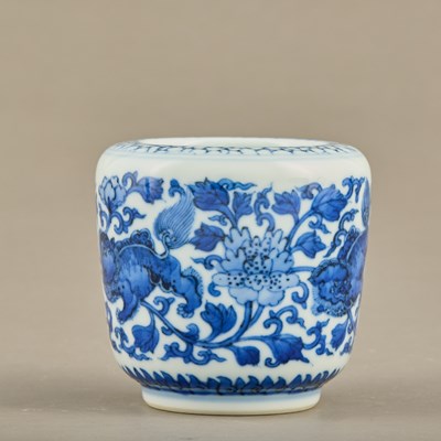 Lot 100 - BLUE AND WHITE WATER POT WITH LIONS AND FLORAL SCROLLS, KANGXI PERIOD