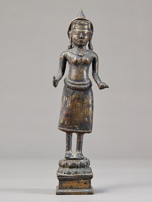 Lot 383 - STANDING UMA BRONZE KHMER 13TH TO 14 TH CENTURY