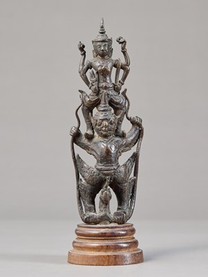 Lot 142 - VISHNU ON GARUDA BRONZE THAILAND 18TH CENTURY